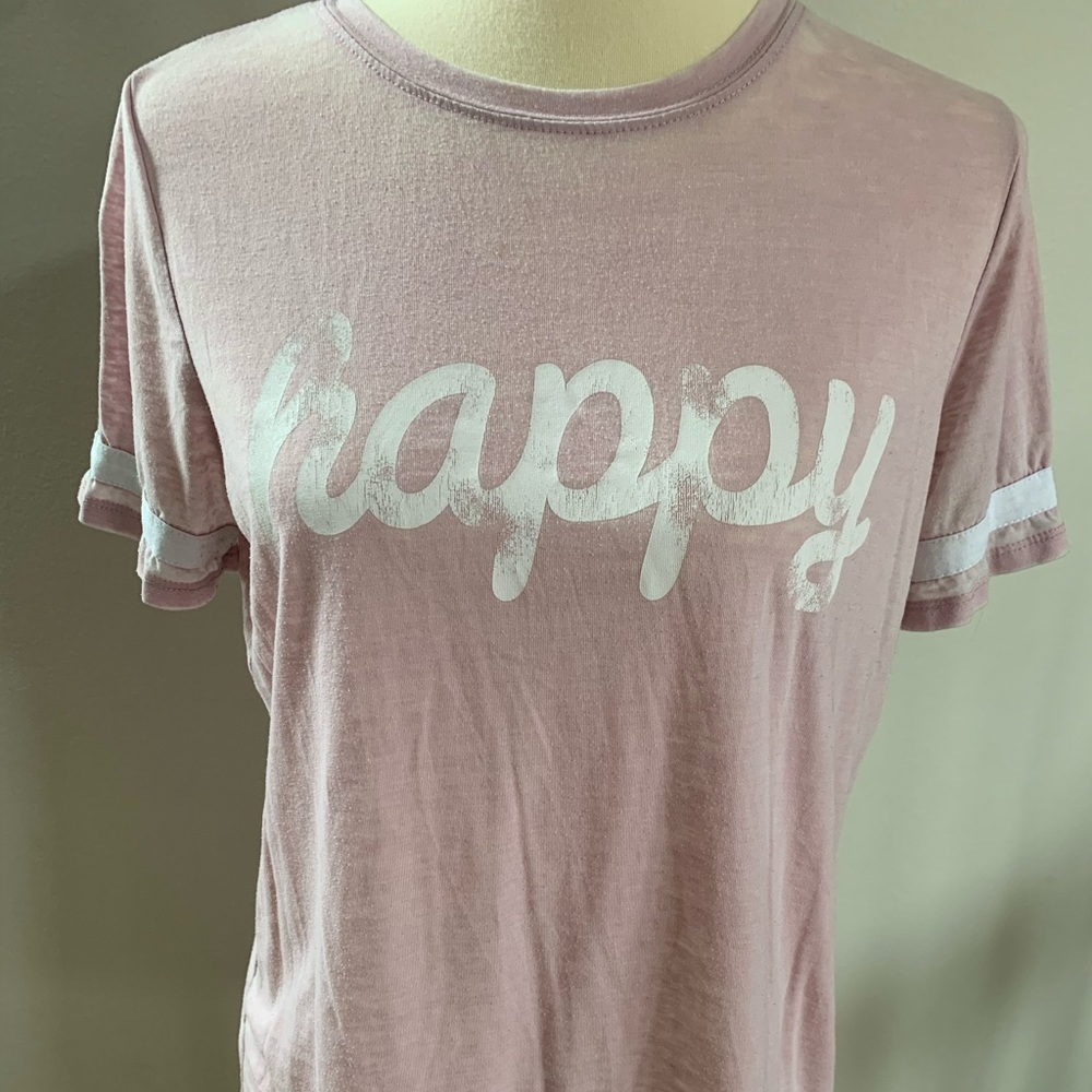 HAPPY GRAPHIC TEE